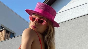 Flávia Pavanelli posa de biquíni e bumbum imenso rouba a cena - Reprodução/Instagram