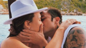 Rafa Kalimann e Daniel Caon protagonizam beijão durante viagem - Instagram