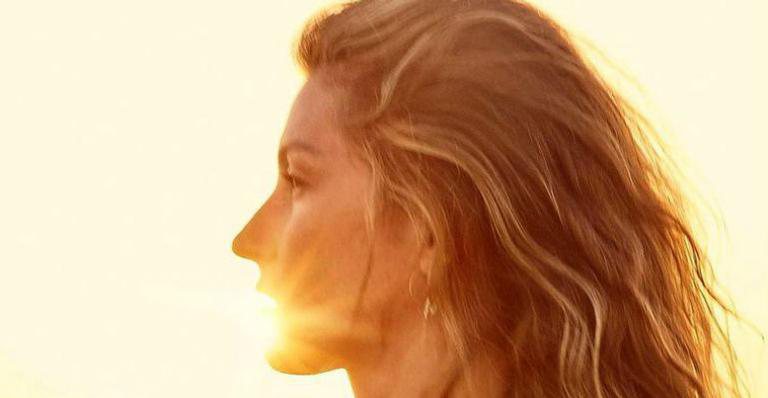 Gisele Bündchen surge de biquíni em pôr do sol e da aula de positividade - Reprodução/Instagram