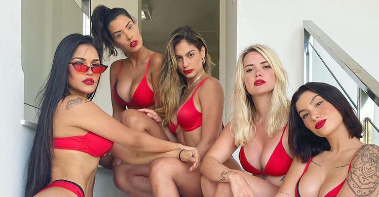 De lingerie, ex-BBBs Flayslane, Marcela, Bianca, Mari e Ivy se reúnem em festinha - Instagram