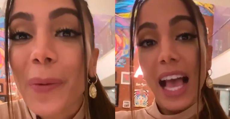 Mãe de Anitta aparece irreconhecível após transformação para clipe da cantora - Reprodução/Instagram