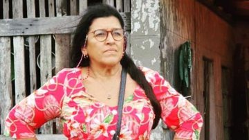 Regina Casé se emociona ao gravar última cena de 'Amor de Mãe' - Reprodução/Instagram