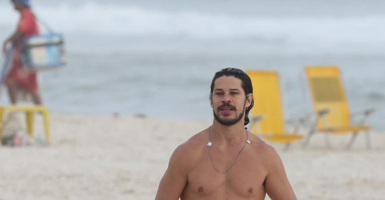 José Loreto curte dia de praia - AgNews/Dilson Silva