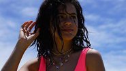 Aos 19 anos, Maisa Silva posa de maiô cavado e esbanja beleza - Reprodução/Instagram