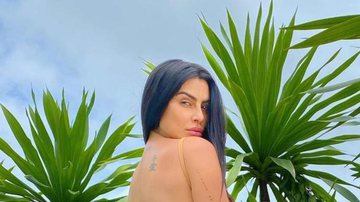 Cleo Pires desamarra biquíni e quase mostra demais - Instagram
