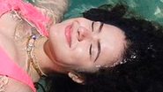 Maisa Silva surge em clique raro de maiô cavado e curte dia de sol - Reprodução/Instagram