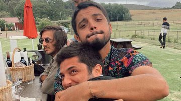 Rodrigo Simas celebra aniversário do irmão mais velho, Bruno Gissoni - Reprodução/Instagram