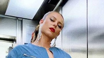 Paolla Oliveira posa sexy em elevador - Reprodução/Instagram