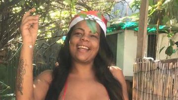 Tati Quebra Barraco surge com biquíni de fita temático e deixa virilha à mostra: "Mamãe Noel da putaria" - Reprodução/Instagram