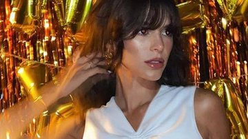 Bruna Marquezine elege look-escândalo e exibe decote além do umbigo: "Que seja leve" - Reprodução/Instagram