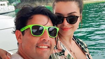 Bruno de Luca celebra um ano de namoro com repórter do 'Domingão do Faustão' - Instagram