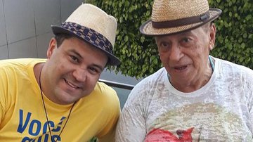 Após morte do pai, filho de Genival Lacerda faz alerta sobre Covid-19: "Essa doença não é brincadeira" - Reprodução/Instagram