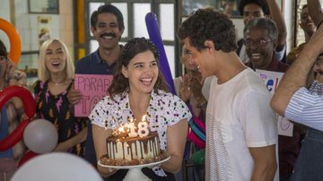 O rapaz será surpreendido por uma surpresa organizada por Keyla e seus amigos no dia de seu aniversário; confira! - Reprodução/TV Globo