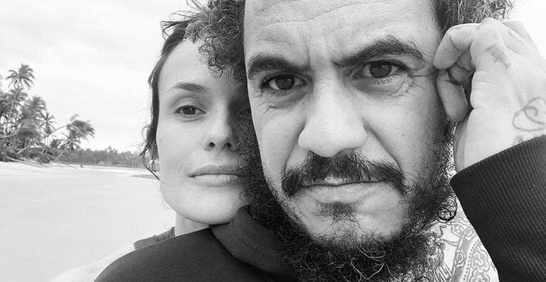 Forças! Marcelo D2 e a esposa testam positivo para Covid-19: "Estamos isolados" - Reprodução/Instagram