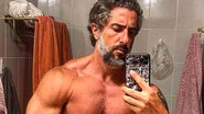 Marcos Mion posa com calça de moletom e volume indiscreto rouba a cena - Reprodução/Instagram