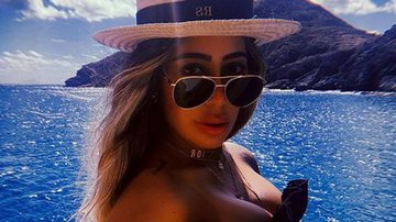 Rafaella Santos curte dia de praia no Caribe e bumbum empinado rouba a cena - Instagram