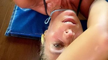 Após malhação intensa, Adriane Galisteu compartilha clique suada e barriga negativa choca - Reprodução/Instagram