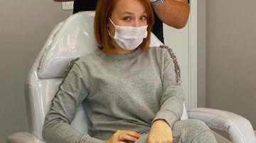 Após acidente que deixou cicatriz, Larissa Manoela faz transplante capilar - Instagram