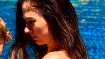 Tatá Werneck curte dia de piscina com Clara Maria e seguidores debatem semelhança - Reprodução/Instagram