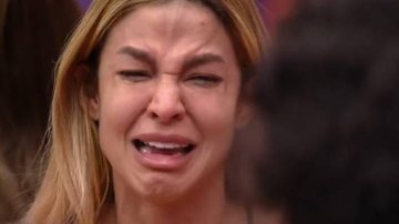 BBB21: Kerline vai às lágrimas após briga com Lucas durante a festa: "A casa toda falando que eu era racista" - Reprodução/TV Globo