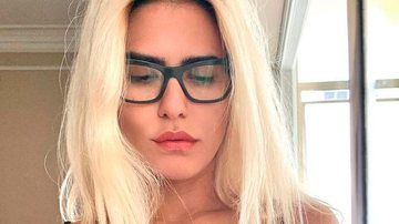 Filha de Glória Pires, Antônia Morais posa só de top e calcinha e exibe barriga negativa - Reprodução/Instagram