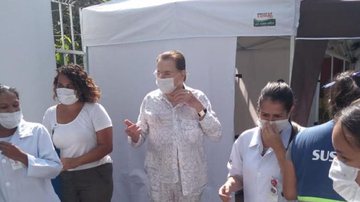 Silvio Santos recebe vacina contra Covid-19 - Instagram