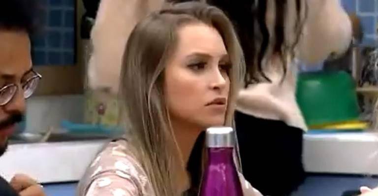 BBB21: Carla Diaz tem sintoma de Covid-19 e deixa internautas preocupados: "Será que ela pegou?" - Reprodução/TV Globo