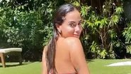 Anitta arrasa com biquíni listrado - Reprodução/Instagram
