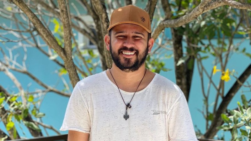 Após internação por Covid-19, Bráulio Bessa, do 'Encontro', tem alta hospitalar - Instagram