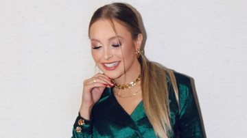 Inshalá! Ex-BBB Carla Diaz ostenta e elege look de R$ 350 mil com acessórios em ouro para programa na Globo - Reprodução/Instagram