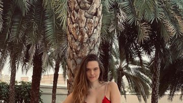 Juliana Paiva curte dia de sol e beleza única chama atenção - Instagram