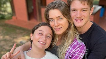 Leticia Spiller ganha presentes fofíssimos de Dia das Mães e se derrete pelos filhos: "Dengo e carinho" - Reprodução/Instagram