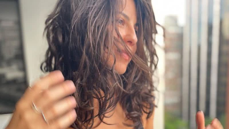 De férias, Andréia Horta publica clique de lingerie aos 38 anos: "Estonteante" - Reprodução/Instagram