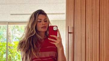 Grazi Massafera posa de vestidinho em sua mansão e luxo impressiona: "Um sonho" - Reprodução/Instagram