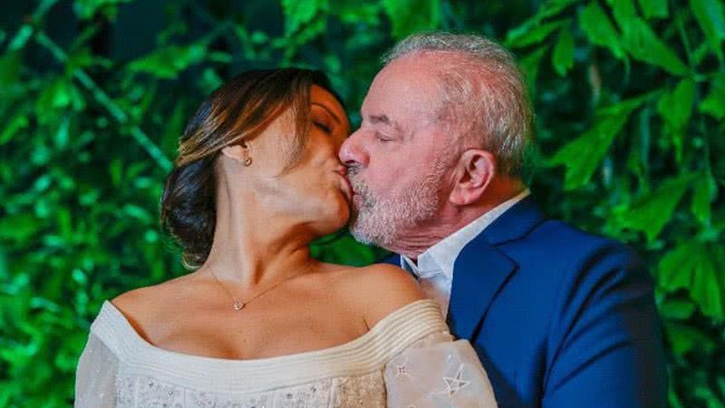 Discreta, Janja abre intimidade e relata lua de mel com Lula: "Estou no céu" - Reprodução/Twitter/@ricardostuckert