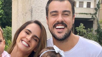 Joaquim Lopes posa com as gêmeas e diferença chama a atenção: "Não são idênticas" - Reprodução/Instagram