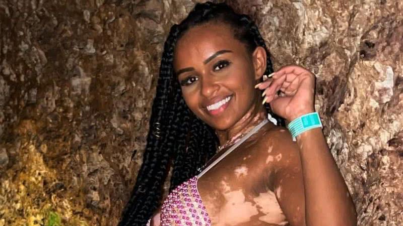 Ex-BBB Natália Deodato posa de ladinho mostrando bumbum gigante: "Escândalo" - Reprodução/Instagram