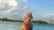 Sasha Meneghel deixa fãs babando ao fazer topless em praia paradisíaca - Instagram