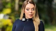 Simony choca ao usar macacão de lycra sem roupa íntima: "Mulher pefeita" - Reprodução/TV Globo