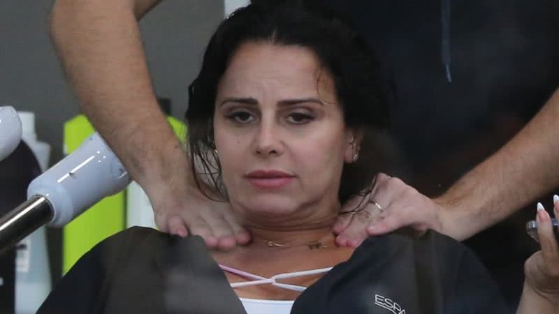 Grávida, Viviane Araújo vive dia de princesa em salão de beleza - AgNews/Dilson Silva e Delson Silva