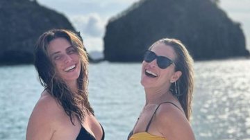 Ingrid Guimarães e Giovanna Antonelli posam de biquíni e chocam fãs: "Espetaculares" - Reprodução/TV Globo