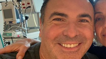 Reinaldo Gottino recebe alta hospitalar e agradece a esposa: "Deu tudo certo” - Reprodução / Instagram