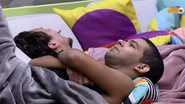 Vyni e Eliezer conversaram sobre como tirar nudes no BBB22 - Reprodução/TV Globo