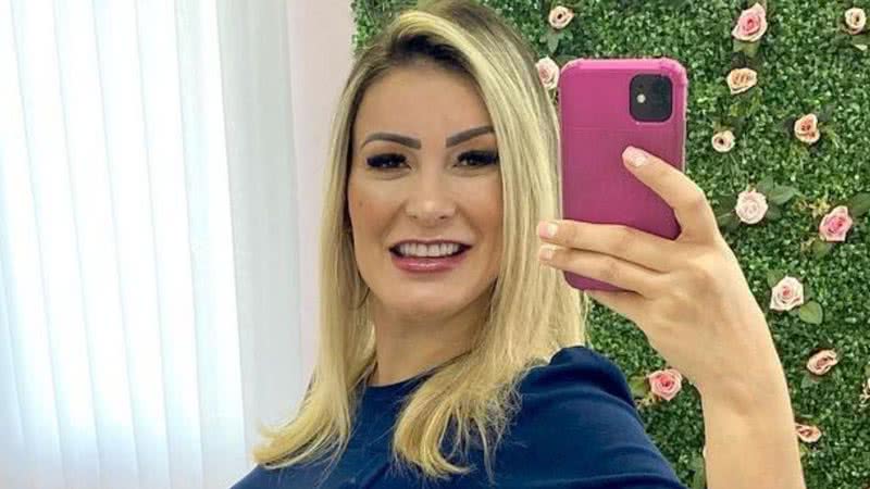 Andressa Urach manda recado para as invejosas: "Não devo satisfação da minha vida" - Reprodução/Instagram