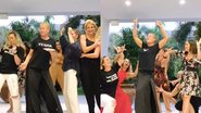 Xuxa Meneghel surgiu com ex-paquitas fazendo uma dancinha à favor de Luiz Inácio Lula da Silva - Reprodução/Instagram