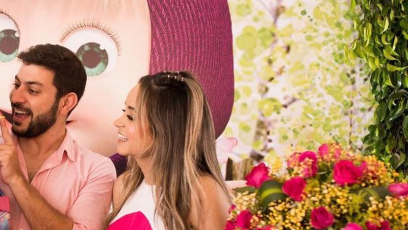 Ex-BBB Caio Afiune e Waléria Mota celebram dois anos da herdeira, Manuella, com festa luxuosa - Instagram