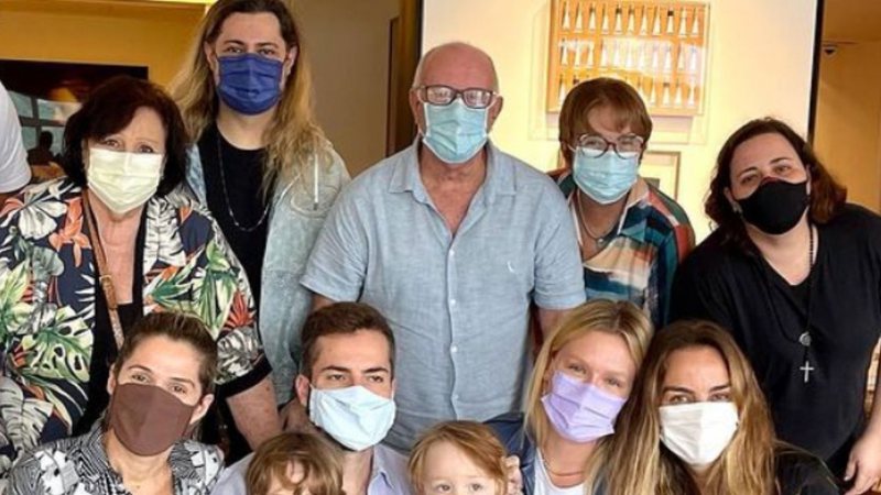 Família e amigos de Paulo Gustavo se reúnem para lembrar seu aniversário: "Dividindo a dor" - Reprodução/Instagram