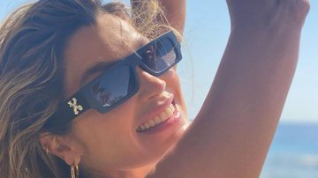 De maiô cavadíssimo, Flávia Alessandra ostenta bumbum empinadíssimo no Egito: "Corpão" - Reprodução/Instagram