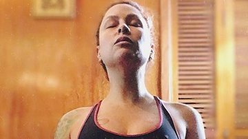 Pitty pratica ioga e mostra corpo sarado - Reprodução/Instagram