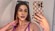 Ex-BBB Larissa Tomásia escandaliza com decotão e trava a web com look roxo: "Diva" - Reprodução/Instagram